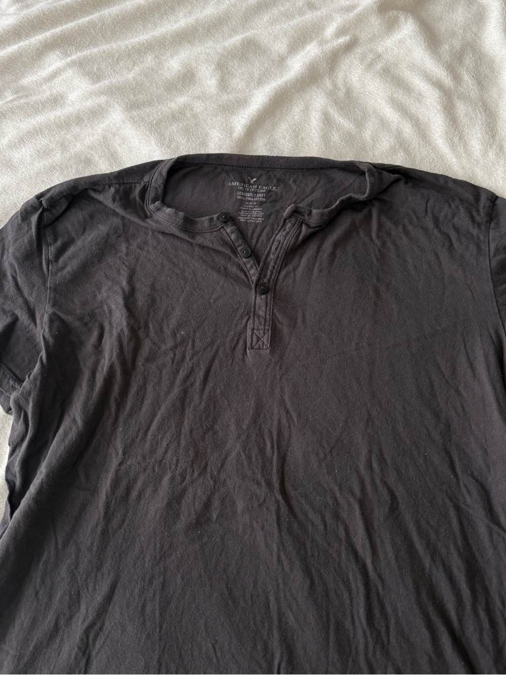 ✨Bundle 5 for $25🏷️ | American Eagle Outfitters Men’s Short Sleeve Henley Shirt - Picture 4 of 7